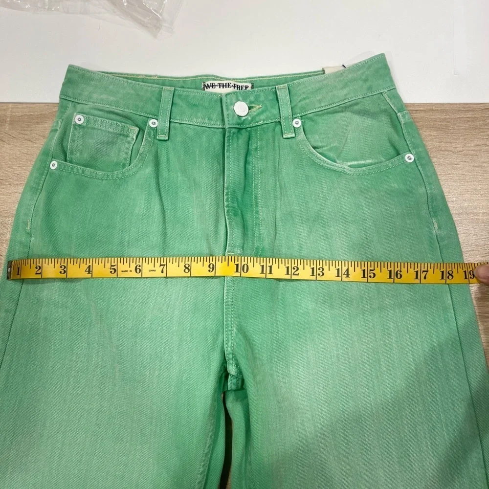 Free People The Pacifica High Rise Slim Straight Leg Jeans in Kelly Green.Sz 27